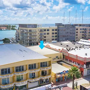 Apartment Bay Harbor Luxury 1 Bedroom Oranjestad